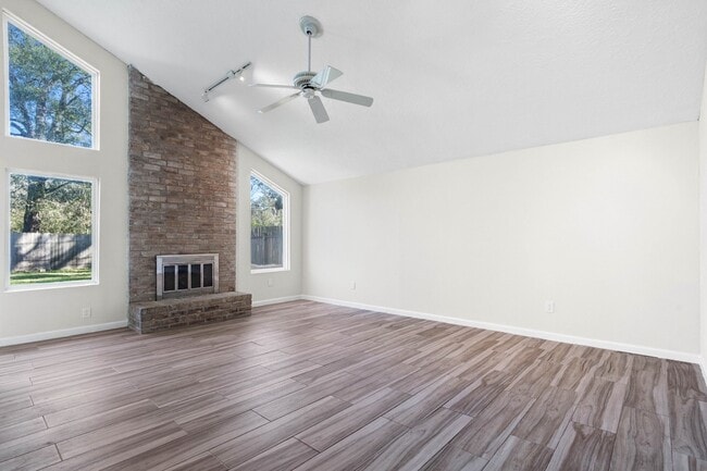 Building Photo - 4510 Hidden Springs Dr