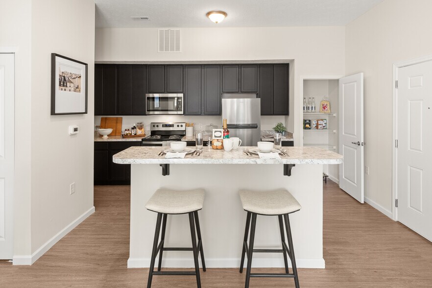 Building Photo - Hudson Crossing