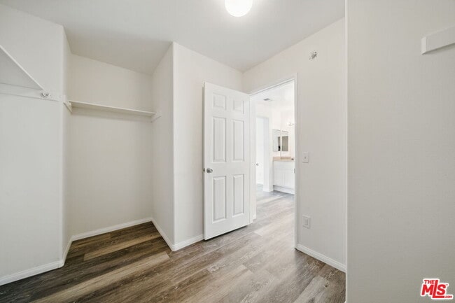 Building Photo - 3702 Las Palmas Ave