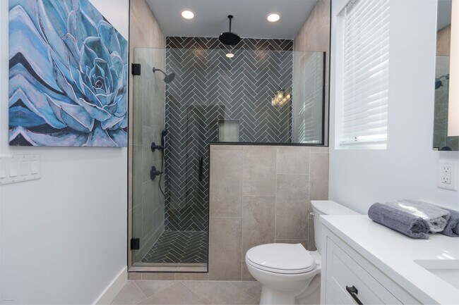 Building Photo - 15NAD