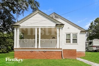 Building Photo - 3312 Bloomfield Ave SW