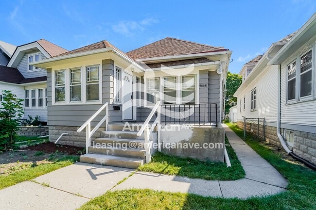 Building Photo - 4668 N 41st St