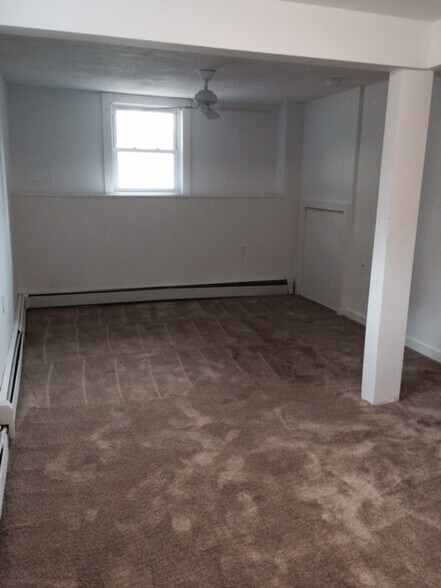 Building Photo - 501 Laurel Hill Rd
