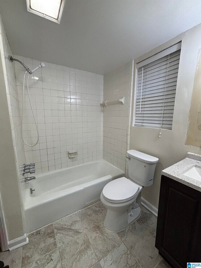 Building Photo - 2053 Montreat Cir