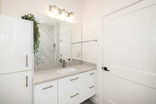 Building Photo - Newly Constructed 2 Bed, 1 Bath ADU in Pri...