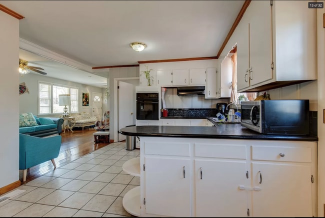 Building Photo - Charming 2 Bedroom Rental Home in Nashville with 1210 Sq Ft - Must See!