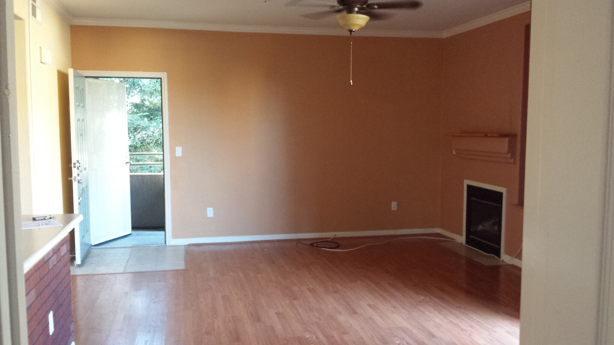 Building Photo - 5201 Laguna Oaks Dr