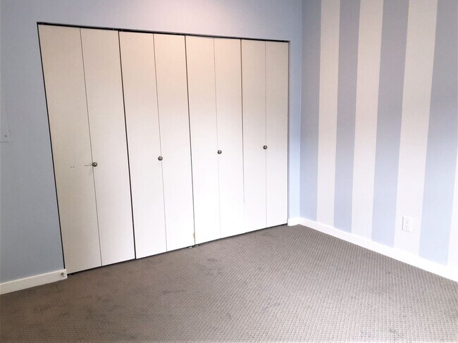 Building Photo - 1Bd/1Ba Seattle Condo
