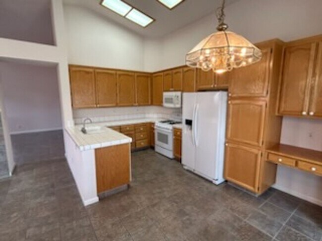 Building Photo - >>OPEN HOUSE!!