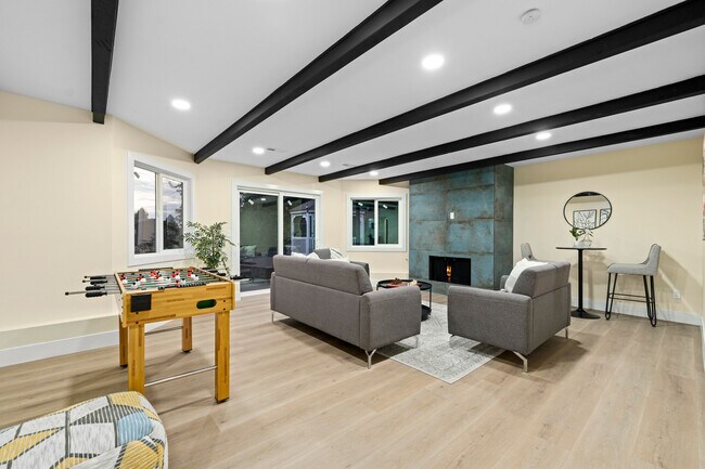 Building Photo - 130 SW 194th St