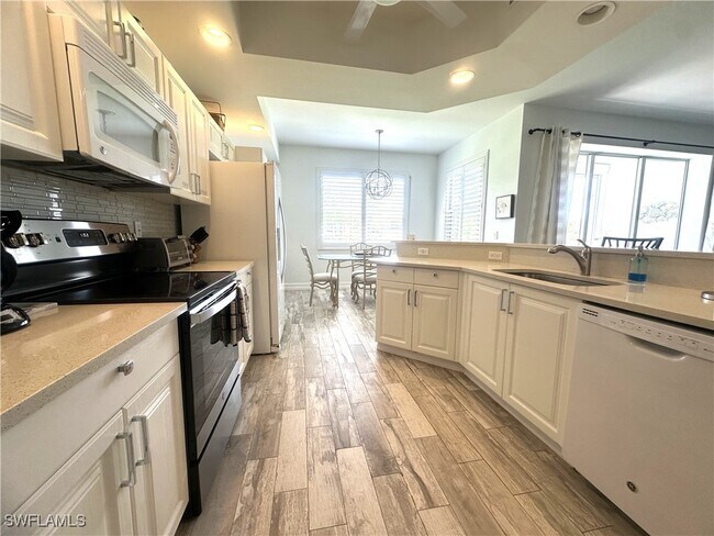 Building Photo - 2880 Cypress Trace Cir