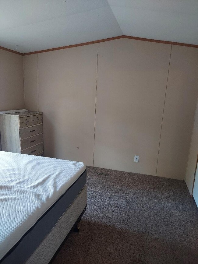 Building Photo - 122 Rd 3050