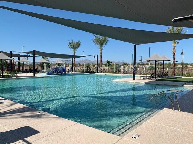 Building Photo - 13300 N 141st Ln