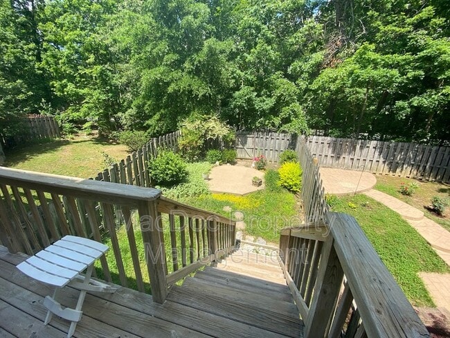Building Photo - 11303 Kings Crest Ct