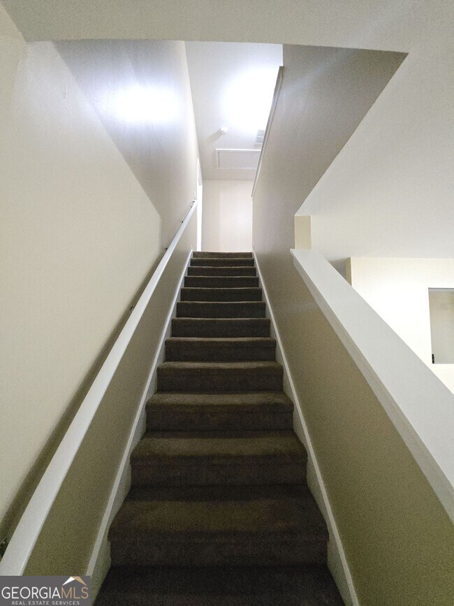 Building Photo - 1098 Mcconaughy Ct