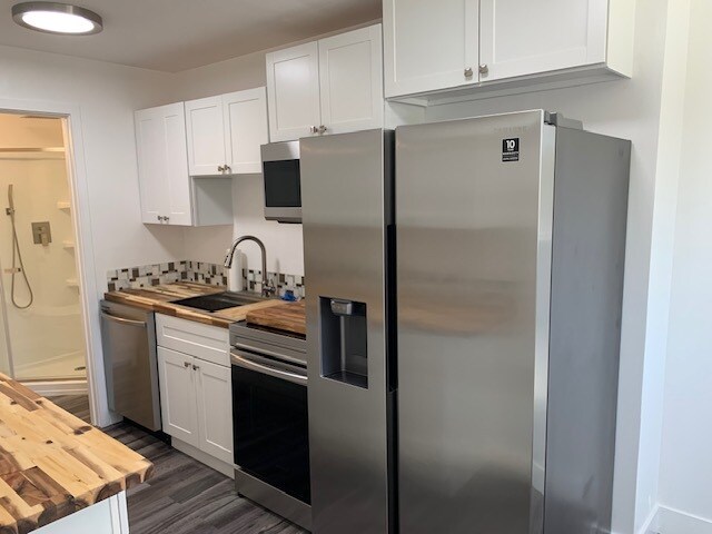 Building Photo - 104 1/2 NW 101st St