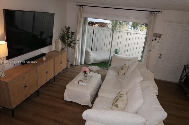 Building Photo - 4530 SW 68th Ct Cir