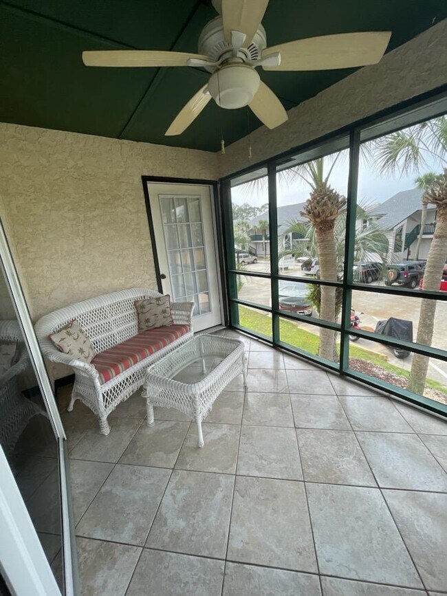 Building Photo - 7813 N Lagoon Dr