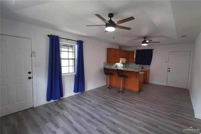 Building Photo - 3526 Pso Del Rey