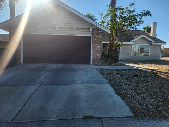 Building Photo - Affordable Single-Story Home