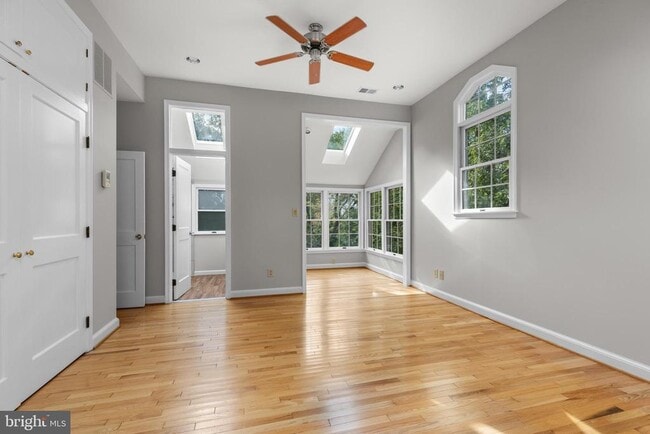 Building Photo - 2104 N Jefferson St