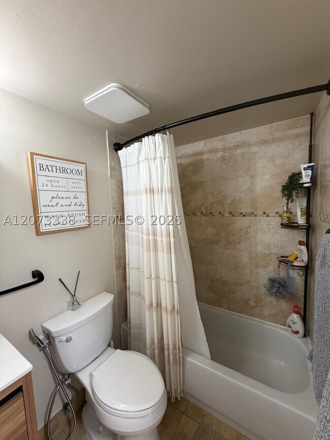 Building Photo - 14930 SW 82nd St