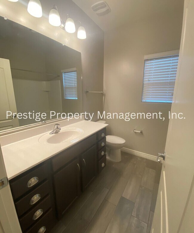 Building Photo - Northwest Home Checks In All The Boxes- Mu...