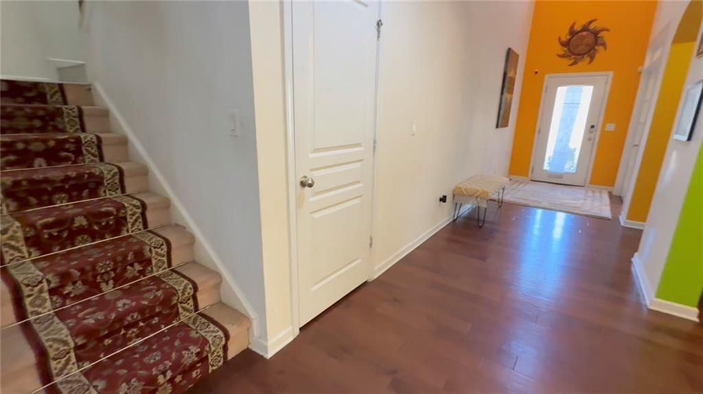 Building Photo - 6940 Rocking Horse Ln