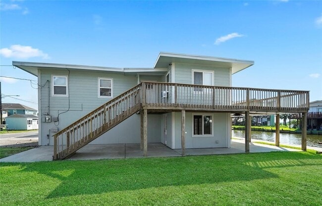 Building Photo - 109 Bayou Vista Dr