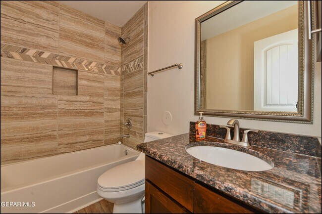 Building Photo - 12060 Mesquite Thorn Dr