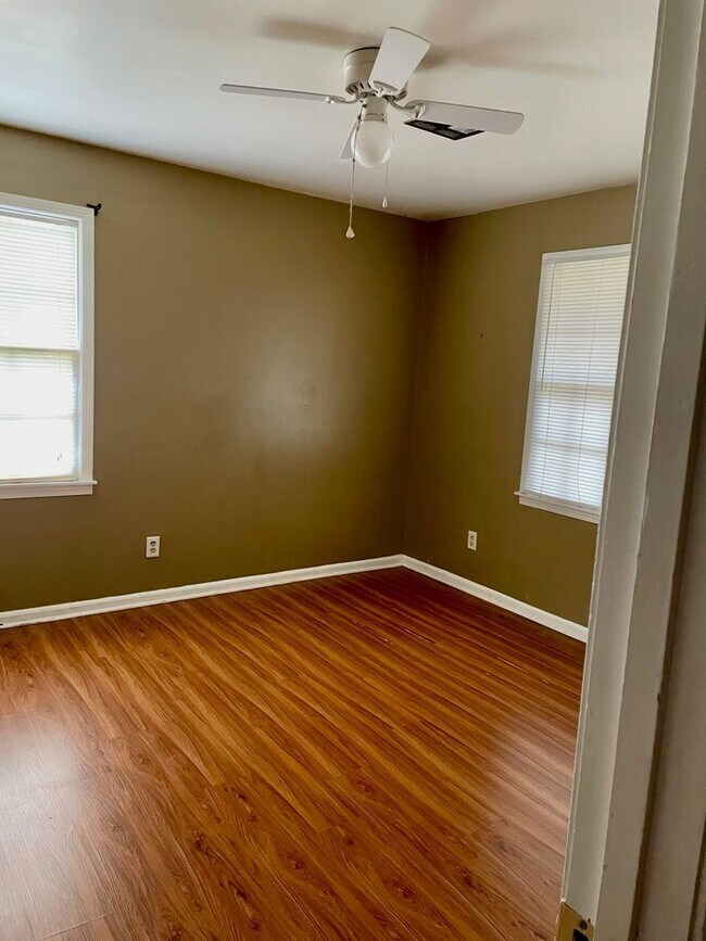 Building Photo - 3 Bed, 2 Bath Home in Prattville!