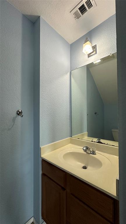 Building Photo - 13105 Lofton Cliff Dr