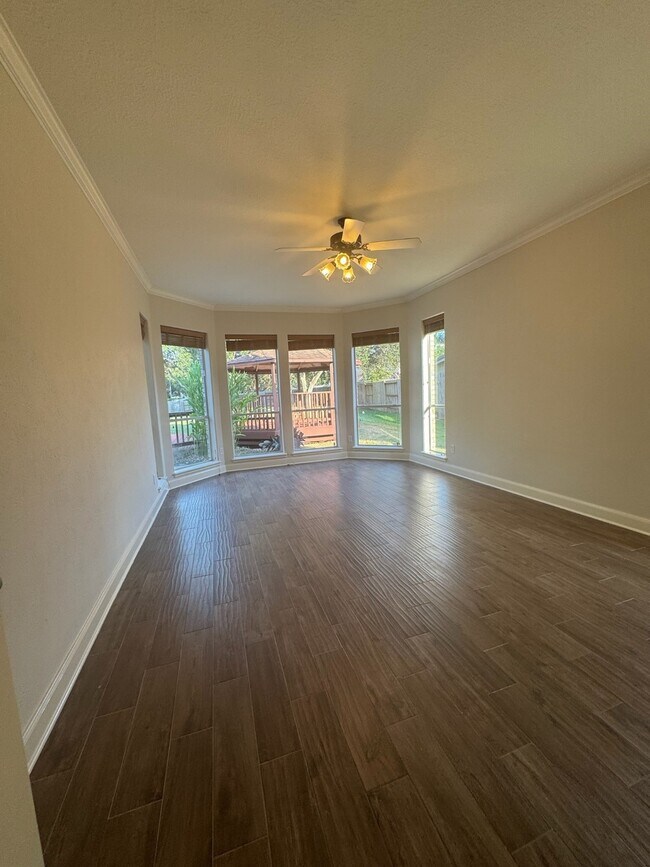 Building Photo - 8230 Falling Water Ct