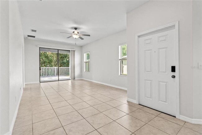 Building Photo - 13448 Crest Lake Dr