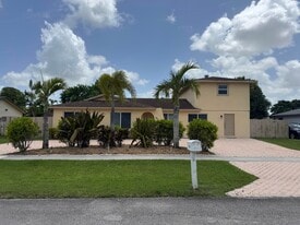 Building Photo - 881 Camellia Dr