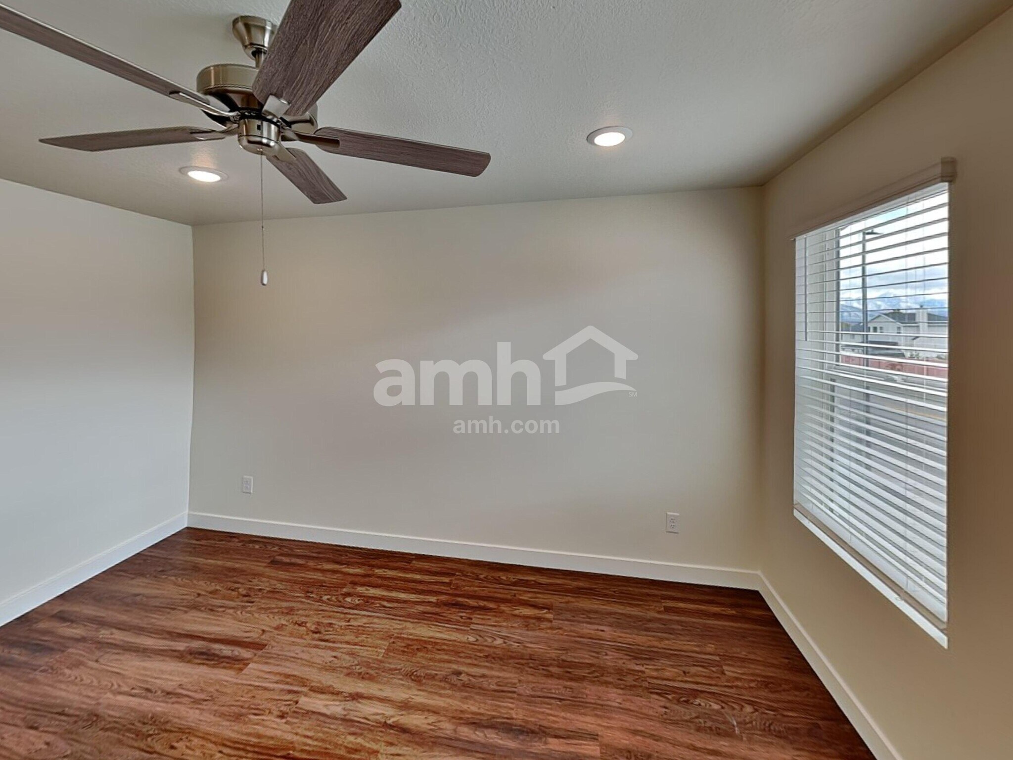 Building Photo - 8964 S John Annie Ln