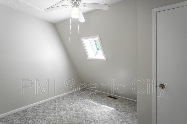 Building Photo - 1602 Rustic Homes Ln