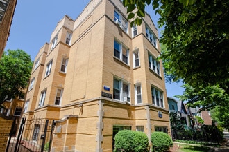 Building Photo - 2922 N Albany Ave