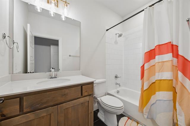 Building Photo - 4012 Truman Dr