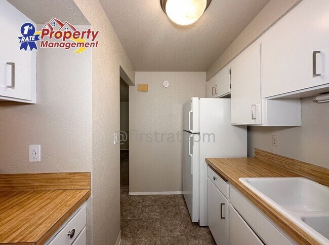 Building Photo - 316 N 29th St