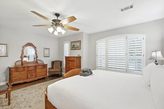 Building Photo - 2303 Chapelwood Dr