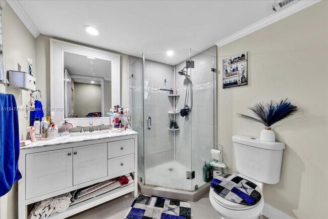 Building Photo - 8550 SW 149th Ave