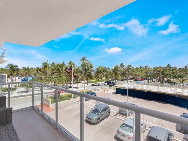Building Photo - 111 N Pompano Beach Blvd