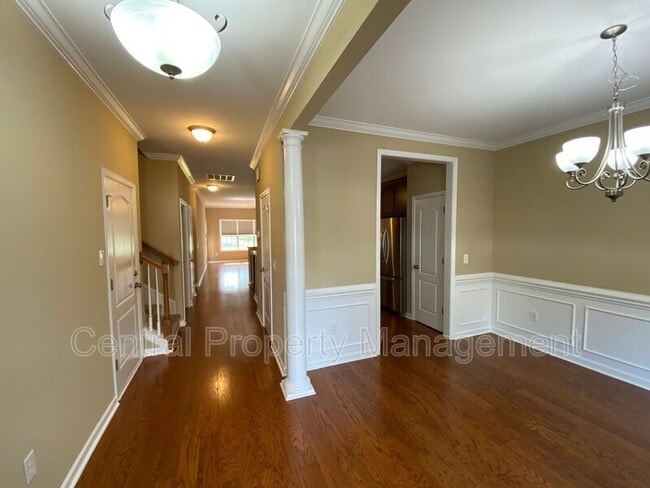 Building Photo - 53 Barnwood Cir