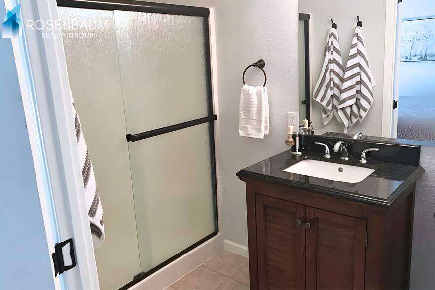 Building Photo - Stunning 2-bedrooms, 2-baths retreat in Prescott Canyon Estates (55+ Community)!