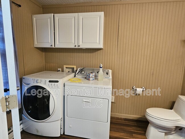 Building Photo - 2303 Old Berwick Rd