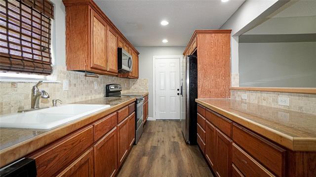 Building Photo - 7113 Ridgeview Dr