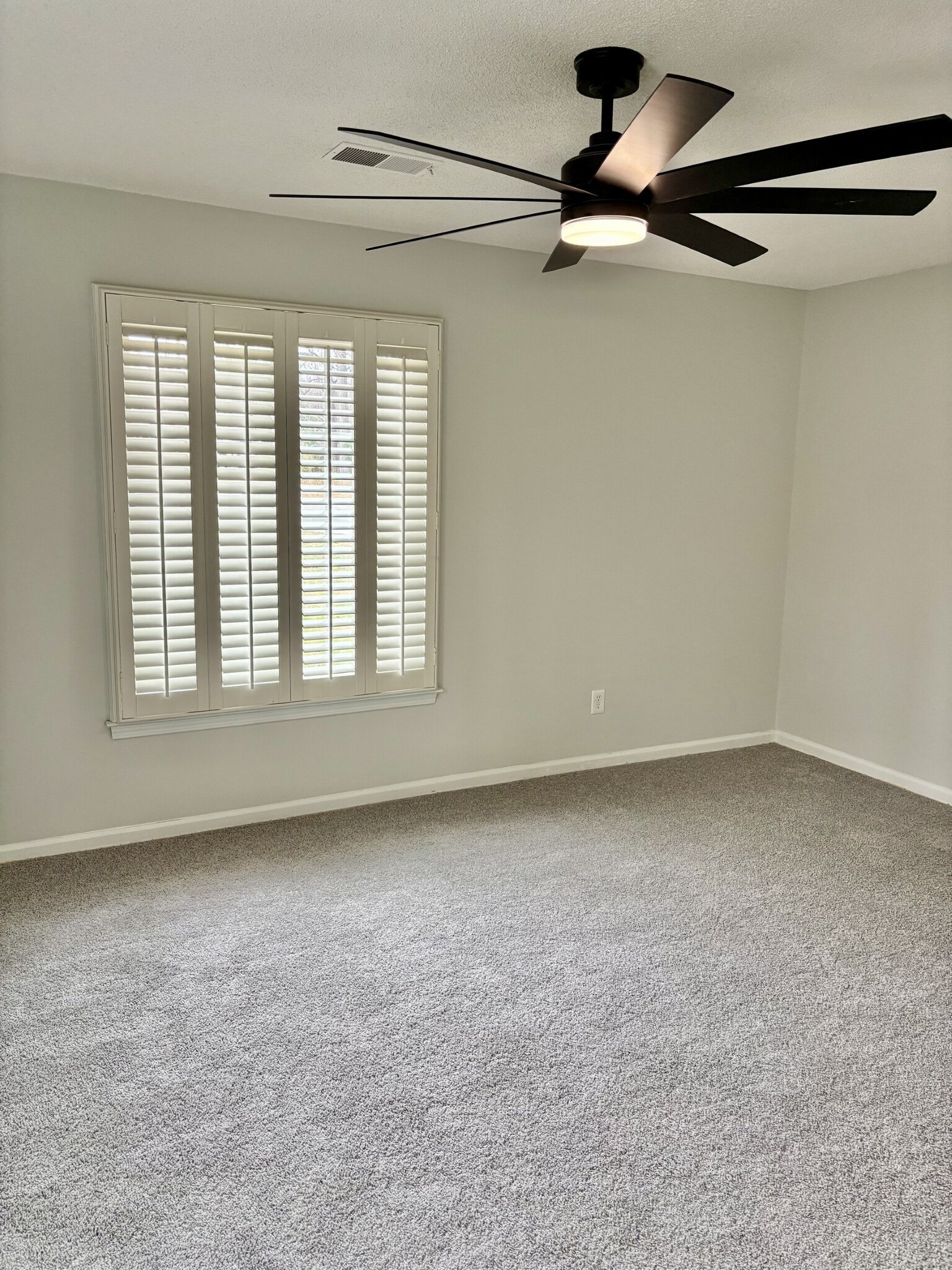 Building Photo - 532 Kenton Dr