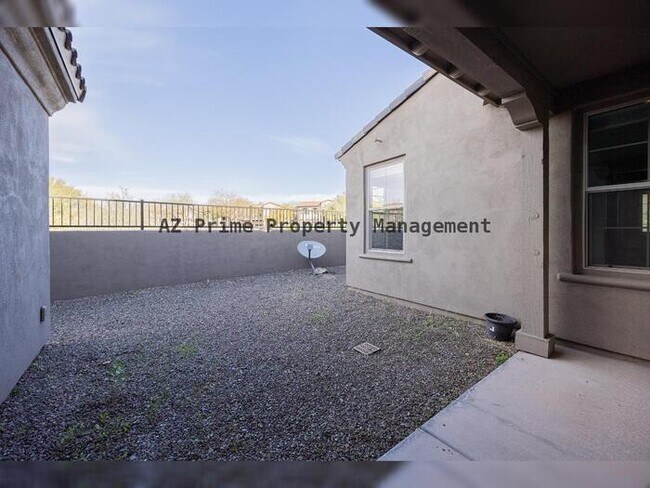 Building Photo - 10046 E Bell Rd