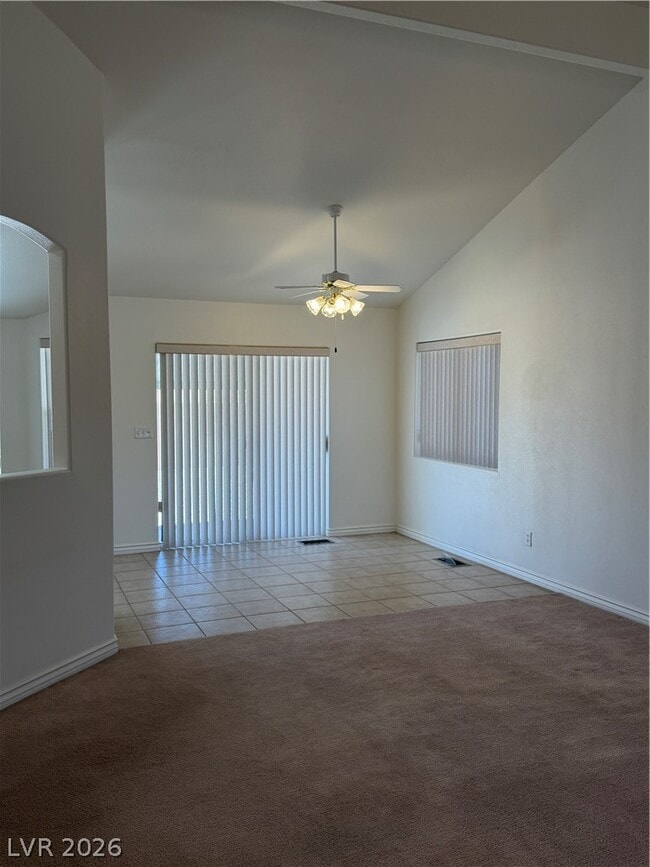 Building Photo - 5776 Badlands Ln